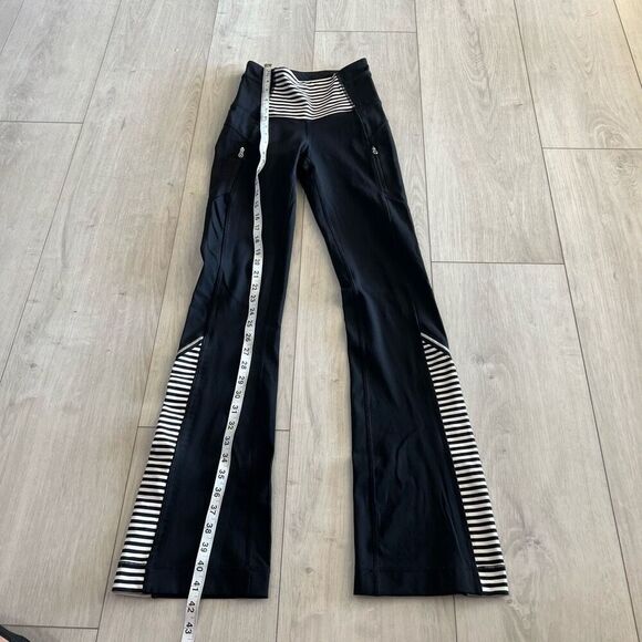 Lululemon Run: Ice Queen Pant Black White Stripes Flare Leg Size 2 - Picture 2 of 10